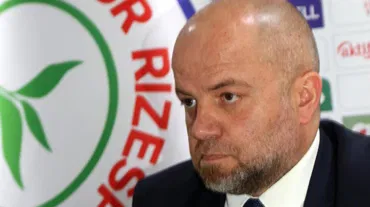Rizespor'da imzalar atılıyor