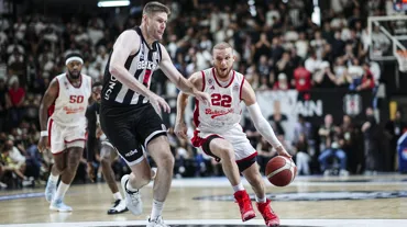 Bahçeşehir Koleji, Malachi Flynn ile sözleşme yeniledi
