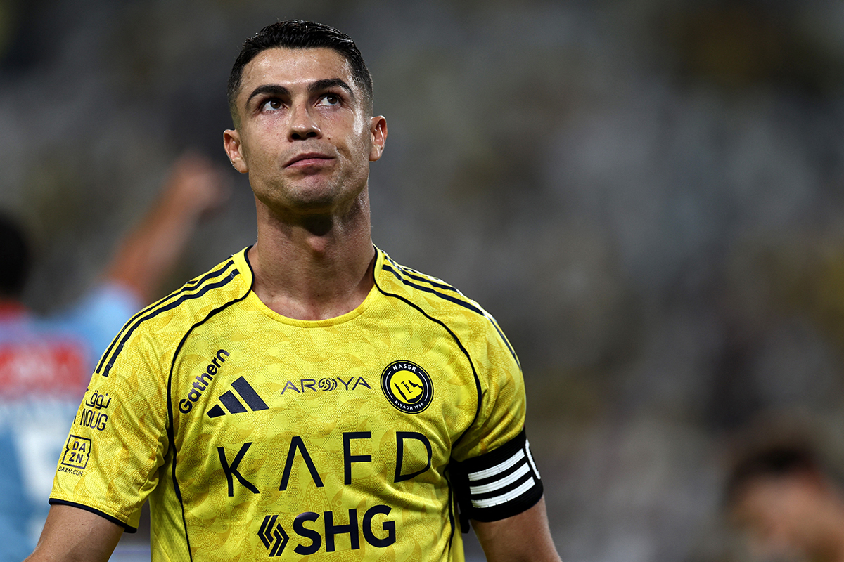 Ronaldo'dan Taraftarlara Sağır Sultan Cevabı: 'Messi mi Dediniz, Kimdi O?'