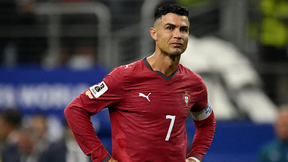 Jesus teklifi duyar duymaz "Evet" dedi, şimdi tüm gözler Cristiano Ronaldo'da - 3 Jesus teklifi duyar duymaz "Evet" dedi, şimdi tüm gözler Cristiano Ronaldo'da - 3