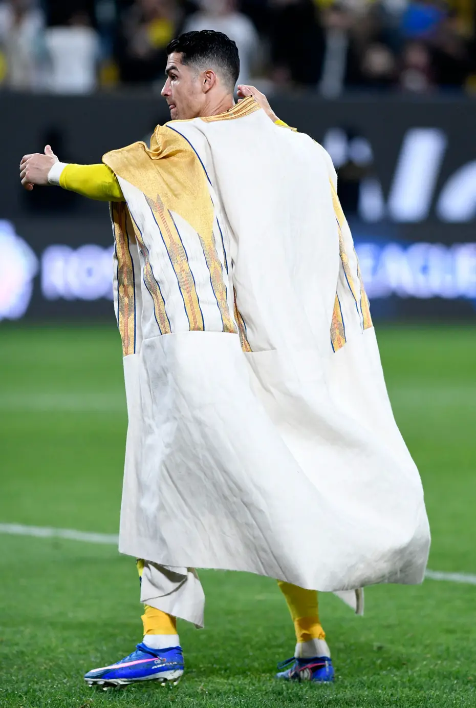 Herkes Cristiano Ronaldo'nun bu görüntüsünü konuşuyor! Kariyerini nerede sürdüreceğini de açıkladı - 4