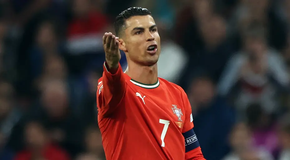 Cristiano Ronaldo'nun sözleri infial yarattı: Tüm dünya bunu konuşuyor - 10 Cristiano Ronaldo'nun sözleri infial yarattı: Tüm dünya bunu konuşuyor - 10