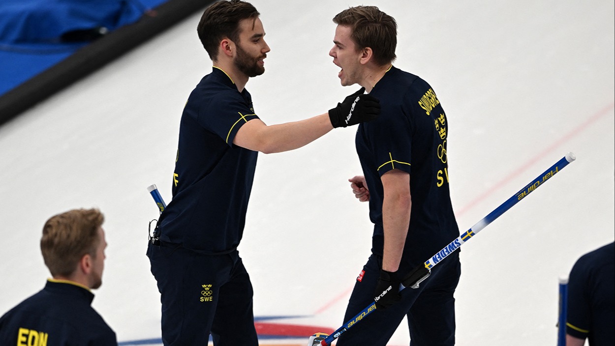 Kış olimpiyatlarında kaos! Curling maçında küfürler havada uçuştu