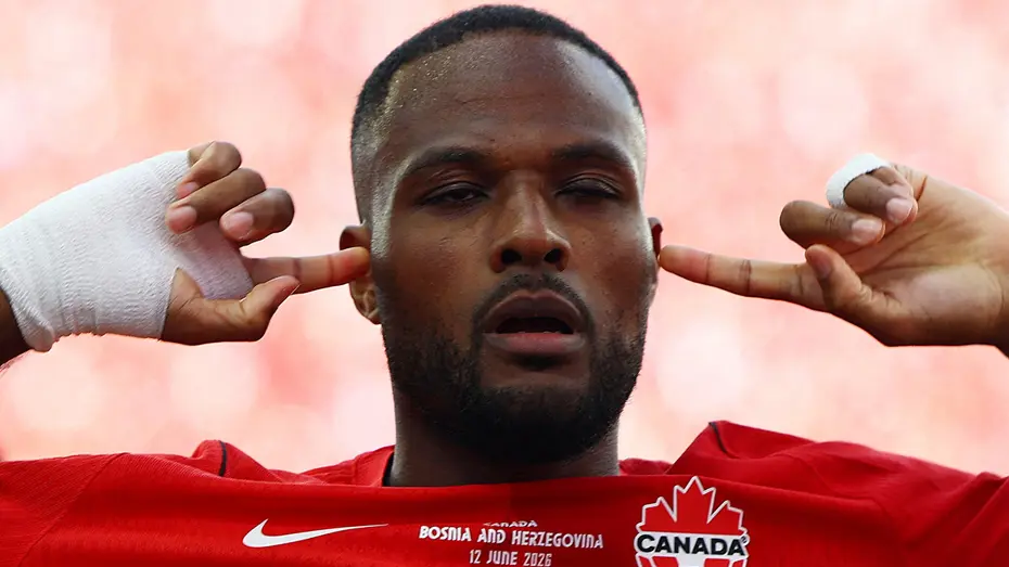Gol sevinci olay olan Cyle Larin, maç biter bitmez nedenini açıkladı - 4