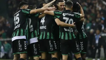 Süper Lig'in yeni ekibi Kocaelispor resmen açıkladı: Arka arkaya imzalar