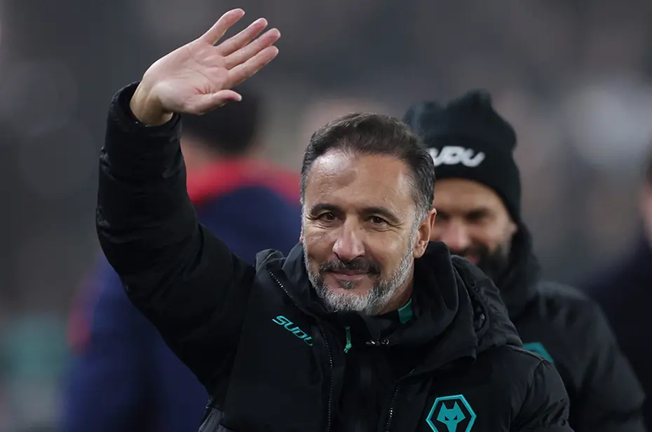 Vitor Pereira, ManU'yu da yıktı: Altay Bayındır'dan sonra Onana da kornerden yedi - 5