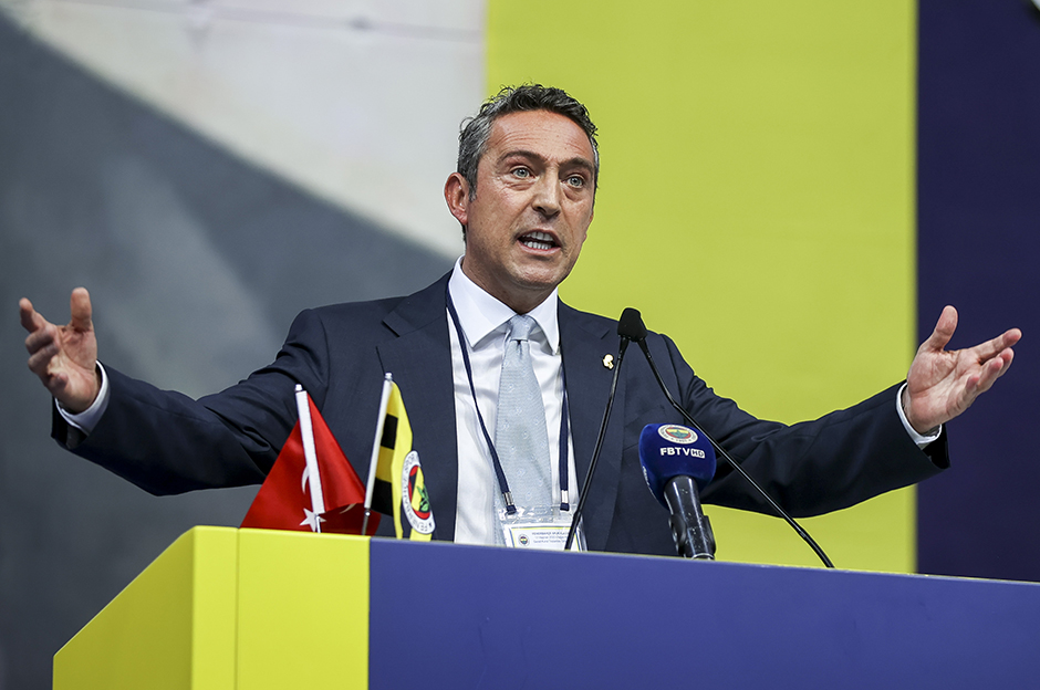 Fenerbahçe Dursun Özbek'e o daveti hatırlattı