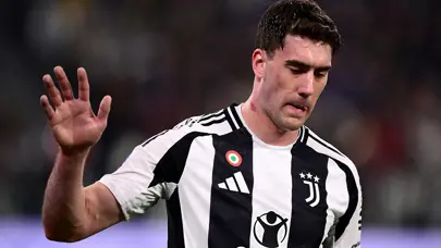 Süper Lig devleri Vlahovic için Juventus'un kapısını aşındırıyor