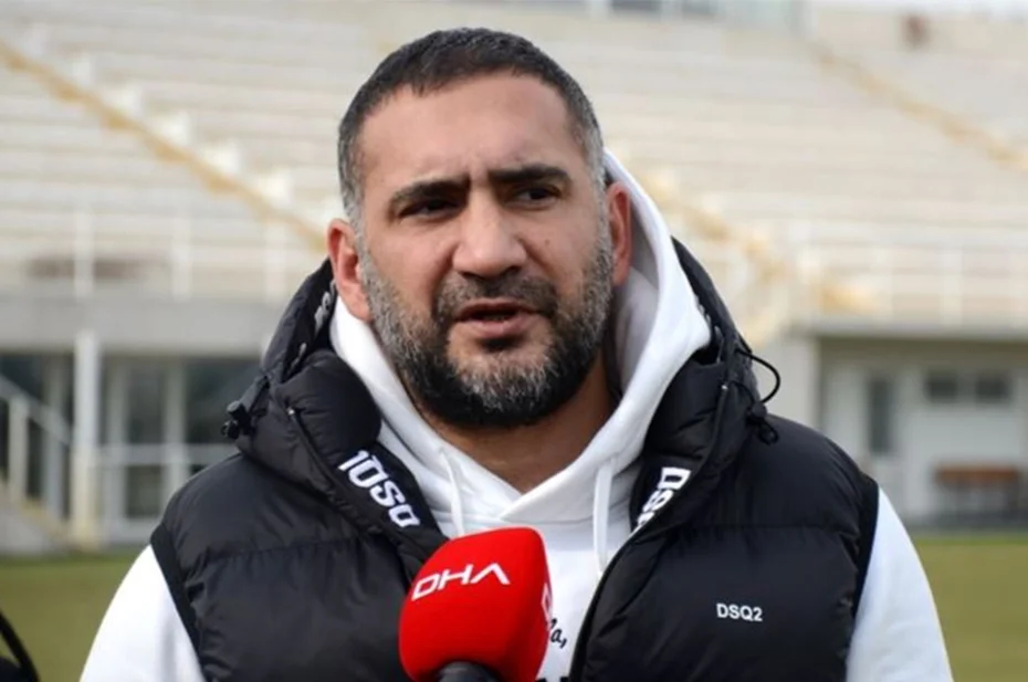 "Cinayet teşebbüsüne girişti" diyen Ümit Karan, Fenerbahçe maçındaki olayı anlatırken çılgına döndü - 1