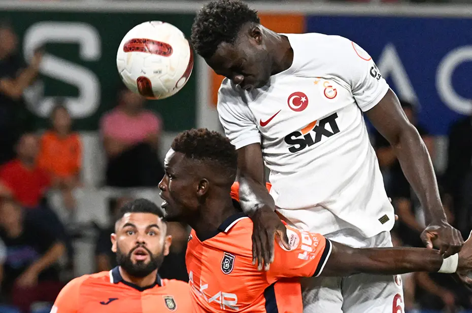Galatasaray'ın sol bek stratejisi - 3 Galatasaray'ın sol bek stratejisi - 3