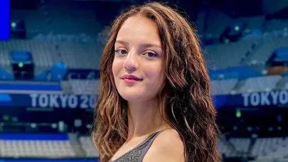 Milli yüzücü Sümeyye Boyacı, dünya üçüncüsü oldu