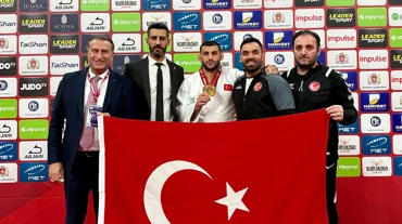 Milli judocu Vedat Albayrak, Gürcistan'da altın madalya kazandı