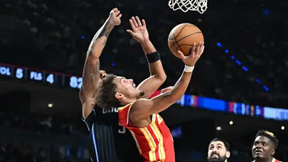 Atlanta Hawks, Trae Young farkıyla kazandı