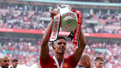 Raphael Varane en çok etkilendiği atmosferi açıkladı: 3 stadyumdan biri Türkiye'den