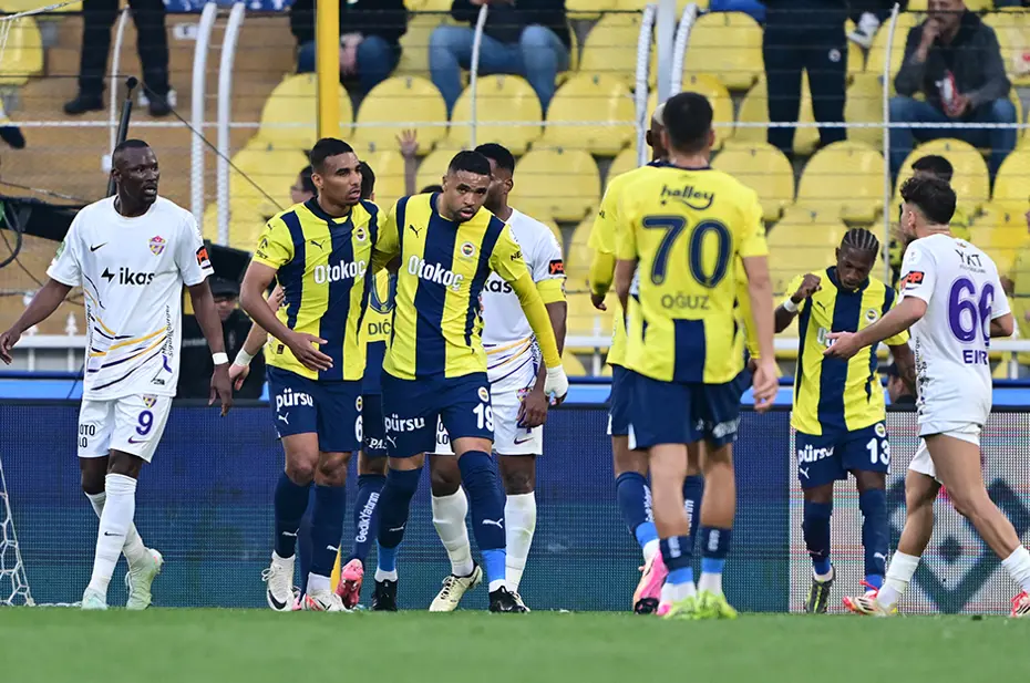 Fenerbahçe tribünleri sadece 1 futbolcusunu alkışladı - 2