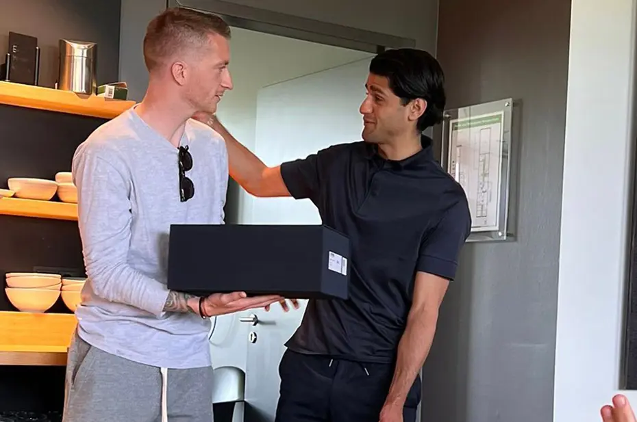 Adı Galatasaray'la anılıyordu, ağlayarak veda etti - 4 Adı Galatasaray'la anılıyordu, ağlayarak veda etti - 4