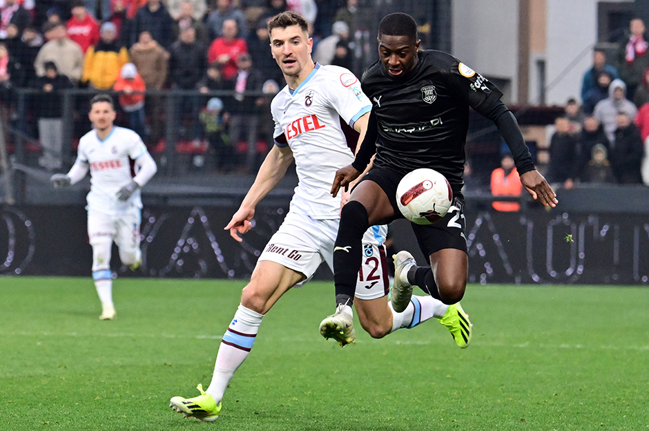 "Meunier, hayat vermeye devam ediyor" | Spor yazarları Trabzonspor için ne dedi?