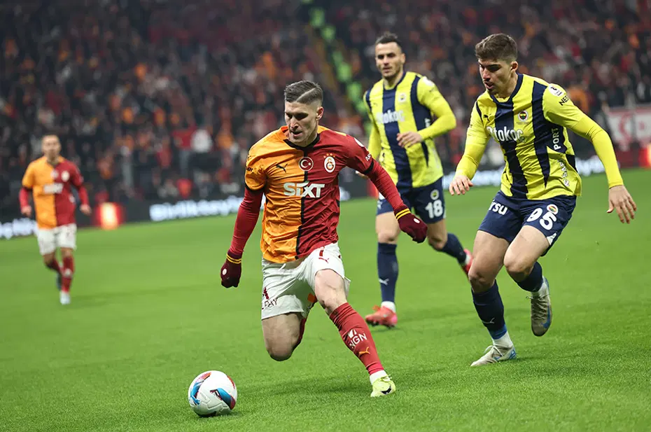 Dev derbideki pozisyon için Trio ekibi hemfikir oldu: "Net penaltı" - 7