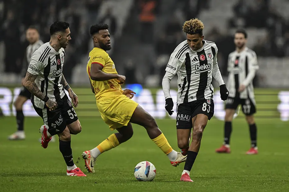 Tugay Kerimoğlu'ndan Beşiktaş'ın yıldızına övgü: "Bu zamanda kolay kolay bulunmaz" - 2 Tugay Kerimoğlu'ndan Beşiktaş'ın yıldızına övgü: "Bu zamanda kolay kolay bulunmaz" - 2