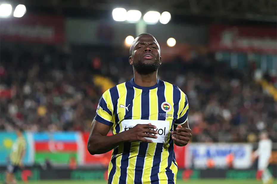 Menajeri Enner Valencia'nın geleceği hakkında konuştu: Kritik gün cuma - 5