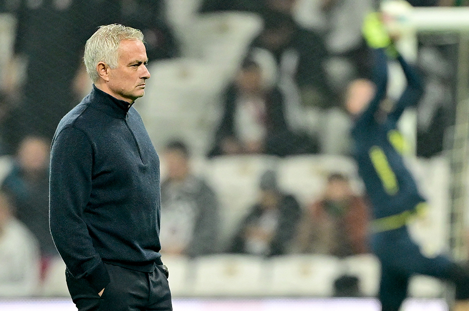 Jose Mourinho derbide 5 değişiklik yaptı