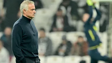 Jose Mourinho derbide 5 değişiklik yaptı
