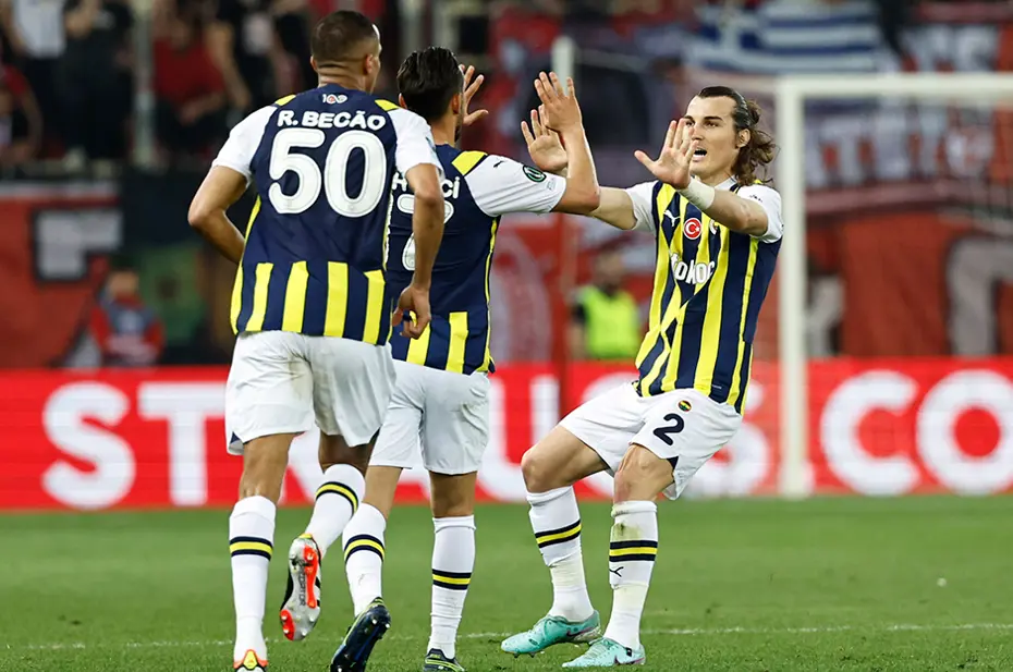 UEFA ülke puanı sıralaması güncellendi: Olympiakos - Fenerbahçe maçı sıralamayı nasıl etkiledi? Türkiye kaçıncı sırada? - 10 UEFA ülke puanı sıralaması güncellendi: Olympiakos - Fenerbahçe maçı sıralamayı nasıl etkiledi? Türkiye kaçıncı sırada? - 10