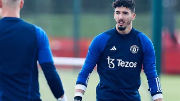 Manchester United'ın 1 numarası Altay Bayındır