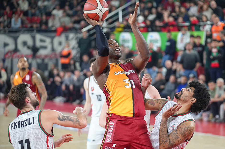 Galatasaray, kupada Dörtlü Final'e kaldı