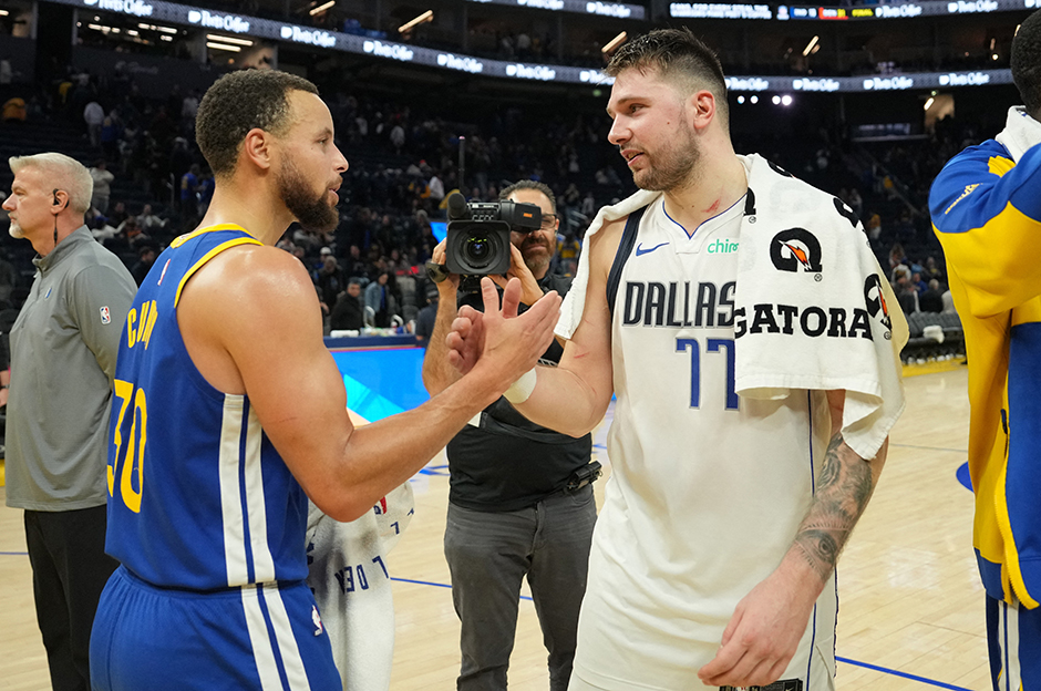 Dallas Mavericks-Golden State Warriors maçı NBA tarihine geçti
