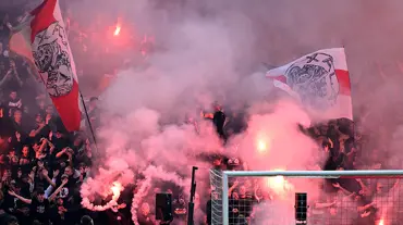 Olaylı Ajax-Feyenoord derbisi için karar çıktı
