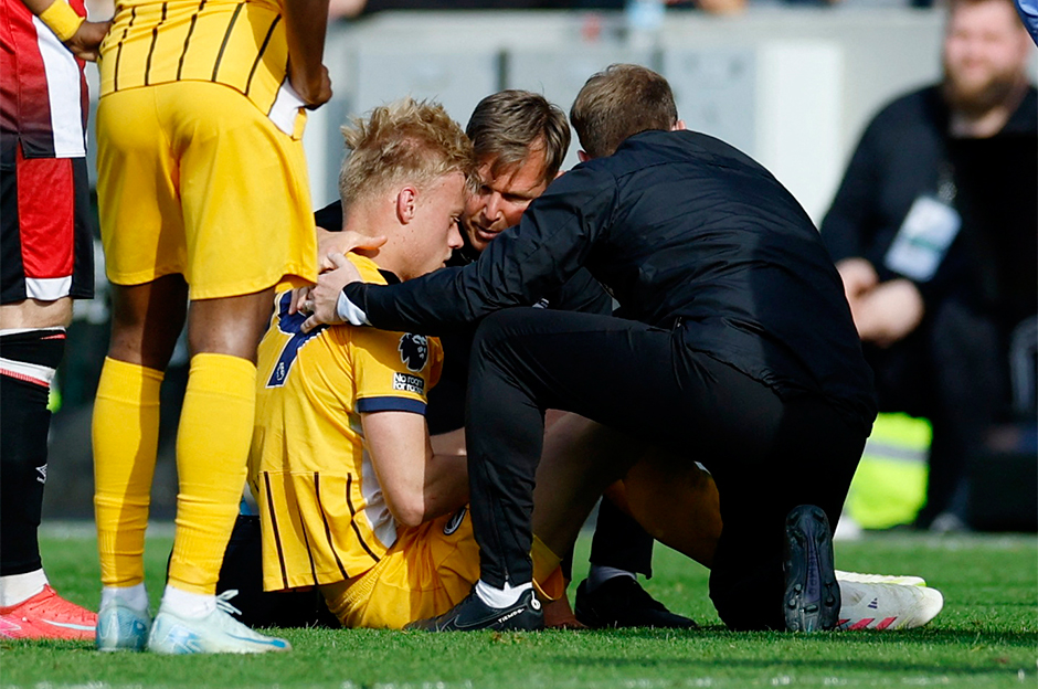 Premier Lig'de korkutan anlar: Yunus Emre Konak maça devam edemedi