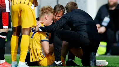 Premier Lig'de korkutan anlar: Yunus Emre Konak maça devam edemedi