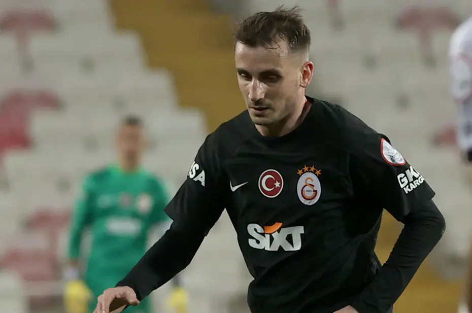 Kerem Aktürkoğlu trafikte tartışma yaşadı: "Sen milli takım oyuncususun" - 4