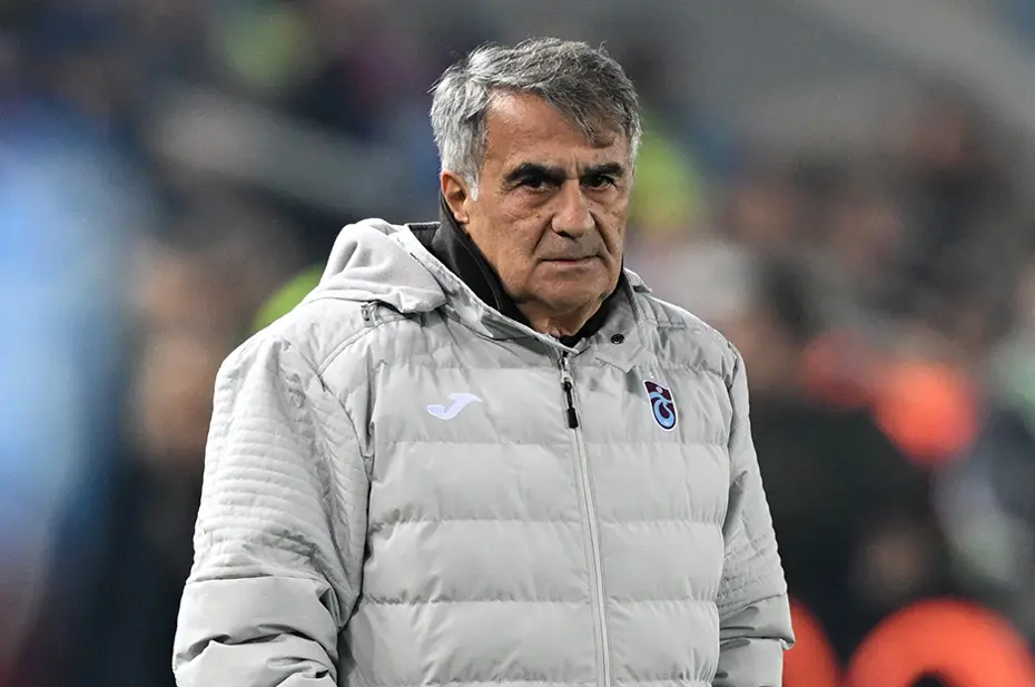 Trabzonspor'un yeni hocasını canlı yayında açıkladı: "Taraftar onu çok istiyor" - 3 Trabzonspor'un yeni hocasını canlı yayında açıkladı: "Taraftar onu çok istiyor" - 3