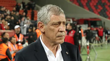 Fernando Santos özür diledi, "Sorumluluk benim" dedi