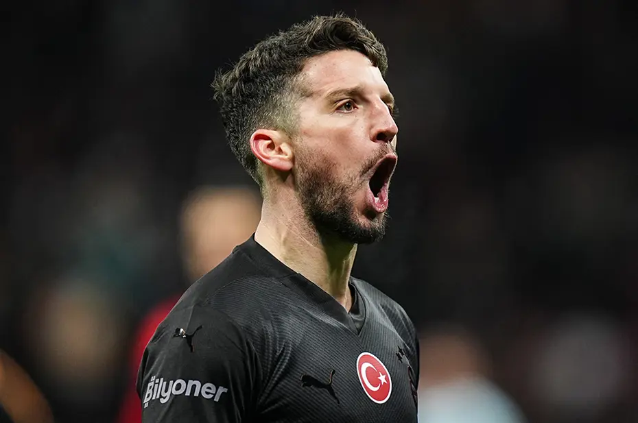 Tugay Kerimoğlu, Okan Buruk'un tartıştığı Galatasaraylı yıldızın ismini açıkladı - 7 Tugay Kerimoğlu, Okan Buruk'un tartıştığı Galatasaraylı yıldızın ismini açıkladı - 7