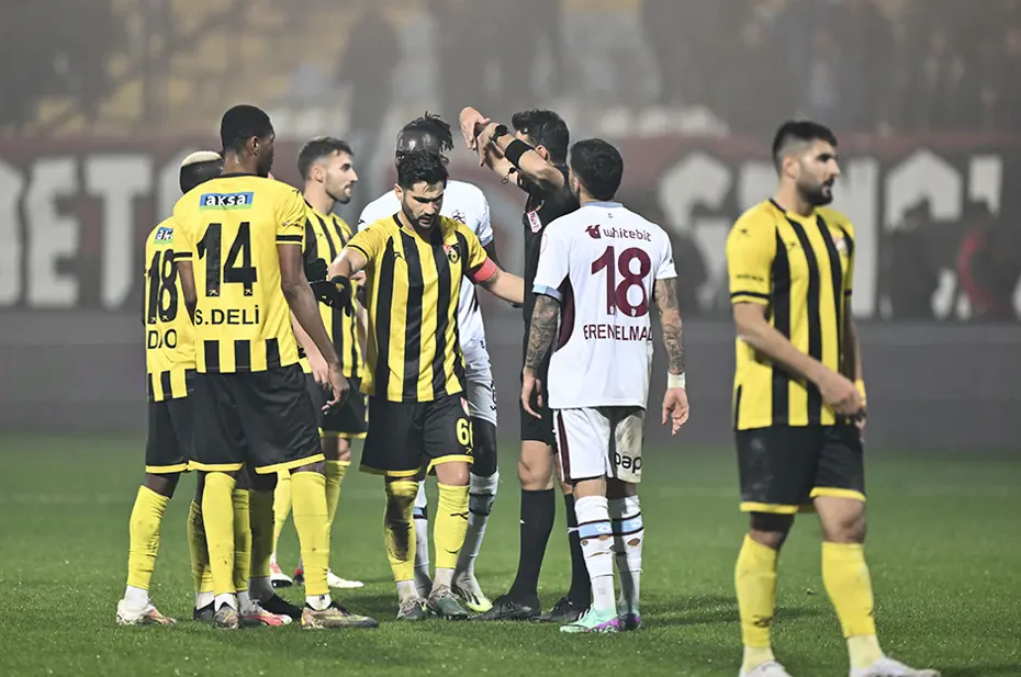 Adana Demirspor sahadan çekildi: Ne ceza alacak? - 6