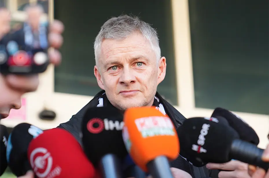 Serdal Adalı, Solskjaer'i böyle ikna etti - 6 Serdal Adalı, Solskjaer'i böyle ikna etti - 6