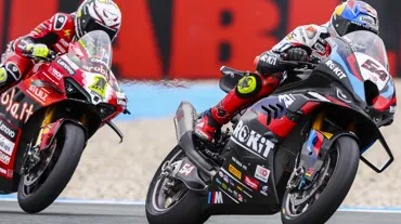 Toprak Razgatlıoğlu'ndan İtalya'da zafer