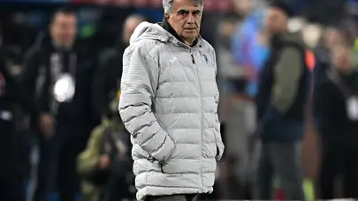 "Trabzonspor efsanesinin yeri protokol tribünü olmalı" | Spor yazarları Trabzonspor için ne dedi?