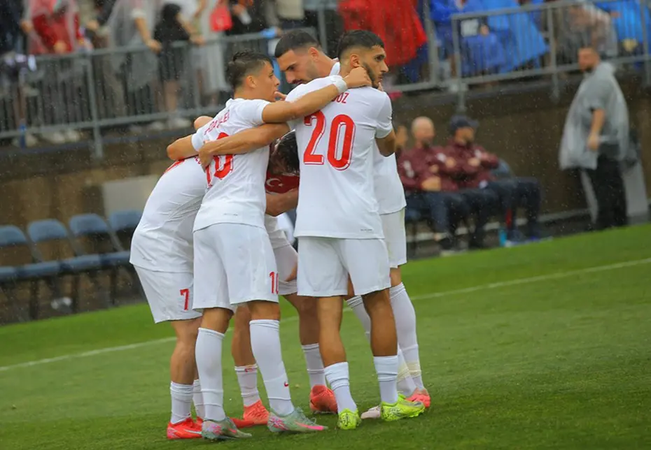 "Onsuz çok eksiğiz" | Spor yazarları A Milli Takım için ne dedi? - 3