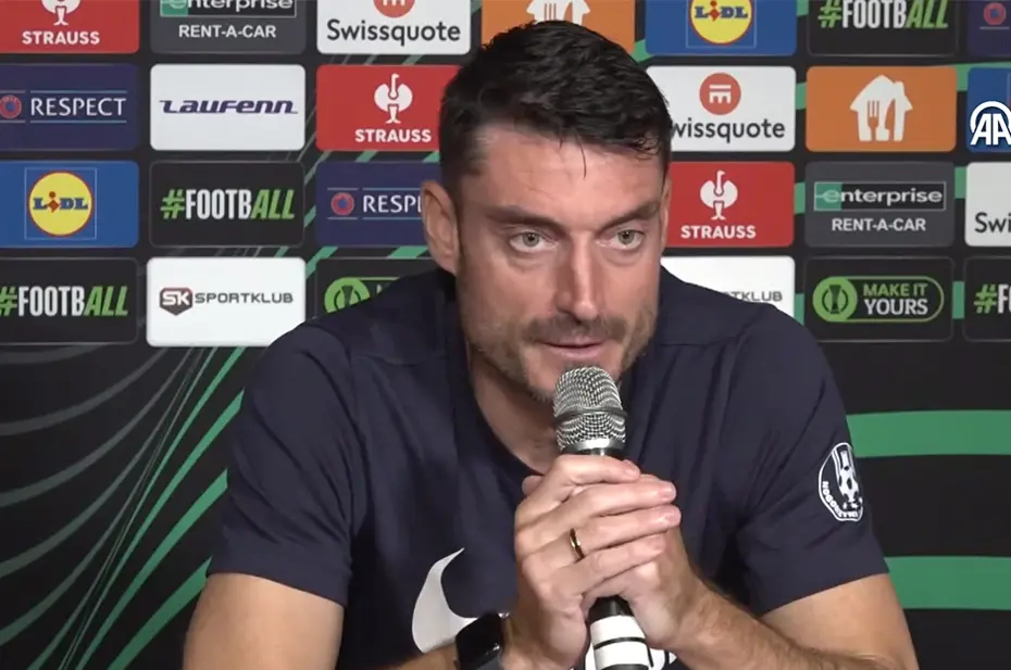 Kupa maçında kavgaya tutuşan Albert Riera için rakip takımdan olay sözler: "Palyaço" - 5