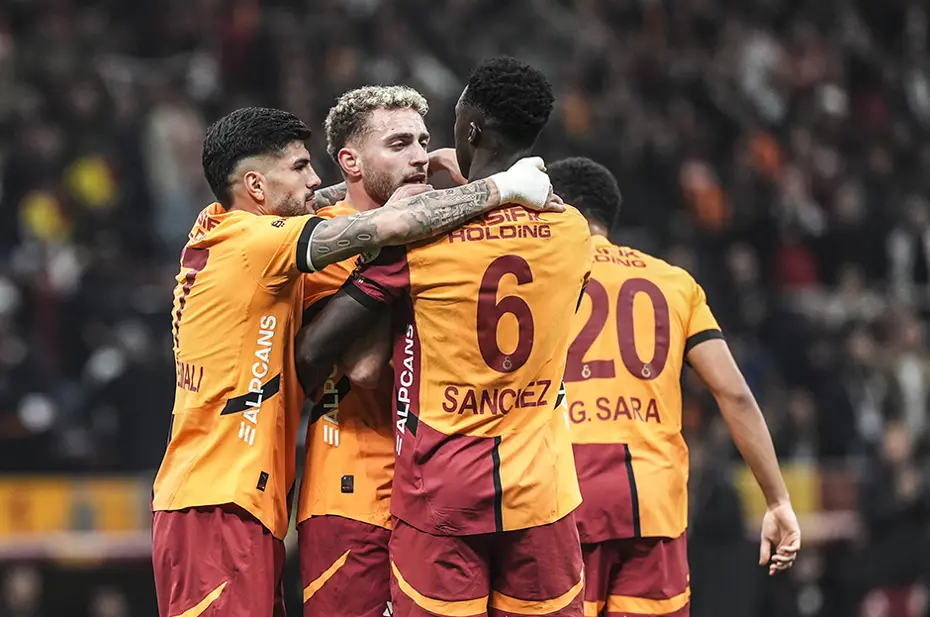 Tugay Kerimoğlu'ndan Galatasaraylı yıldıza eleştiri: "Ciddiyetten uzak kalırsanız problem yaşarsınız" - 2 Tugay Kerimoğlu'ndan Galatasaraylı yıldıza eleştiri: "Ciddiyetten uzak kalırsanız problem yaşarsınız" - 2