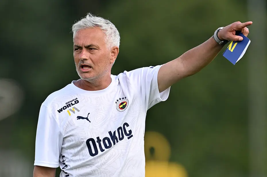 Mourinho, Lille maçı sonrası Fenerbahçeli futbolcuları bir konuda üstüne basa basa uyardı - 6