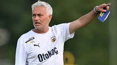 Jose Mourinho'nun üzerini çizdiği isme sürpriz talip