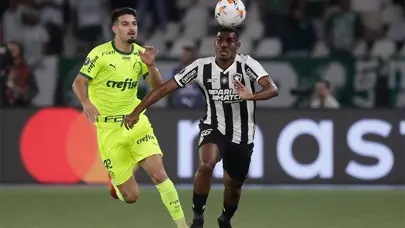 "Sıradaki transfer sol bek" | Sporun manşetleri