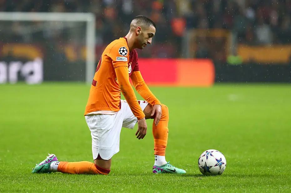 Galatasaray'da Hakim Ziyech depremi: Tesislere gelmedi - 2