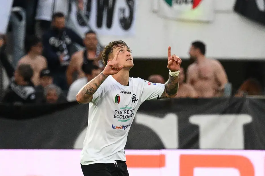 Beşiktaş transfer haberleri son dakika | Beşiktaş’tan bir scout transfer daha - 4 Beşiktaş transfer haberleri son dakika | Beşiktaş’tan bir scout transfer daha - 4