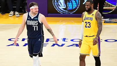 NBA'de normal sezona Luka Doncic ve LeBron James damgası